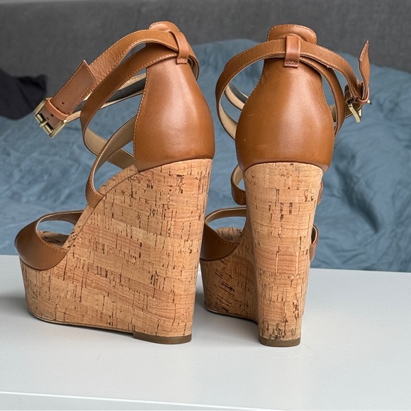 Michael Kors colby platform wedge sandals - Picture 4 of 10